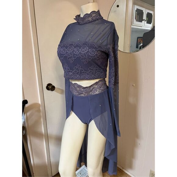 Balera Soft Blue Two Piece Dance Costume Crop Top & half Skirt S - Picture 4 of 9